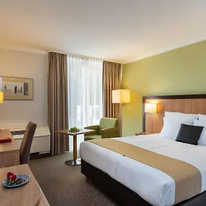 Hotel Leonardo Duesseldorf Airport ****
